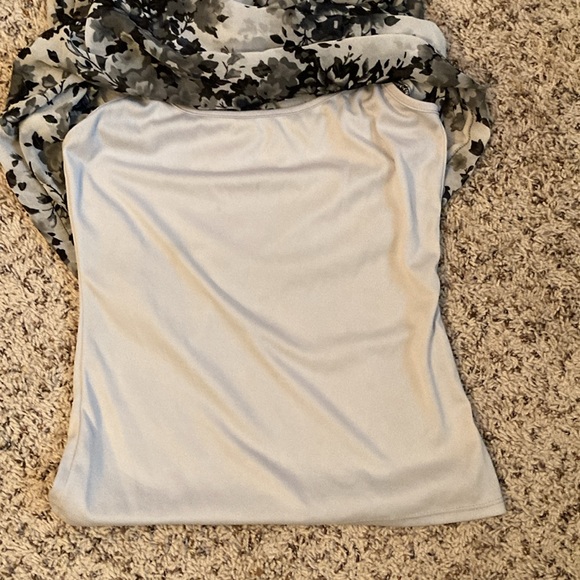 Wrapper Top - Picture 5 of 5